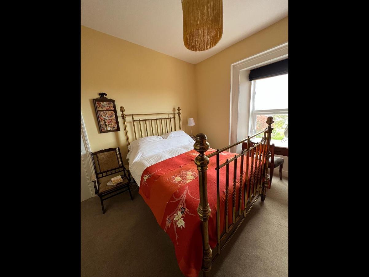 Unique Townhouse With Large Garden Down To The Sea Killough Exterior foto