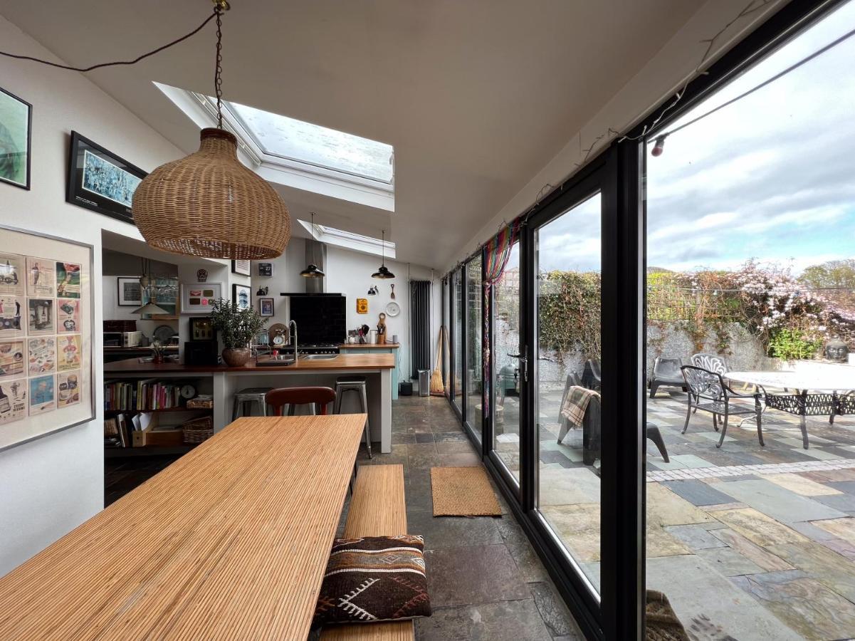 Unique Townhouse With Large Garden Down To The Sea Killough Exterior foto